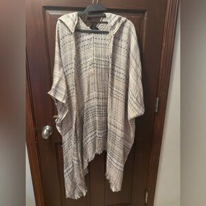 Neutral Hooded Saachi Shawl